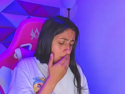 Cameron cutte online show from 12.03.25