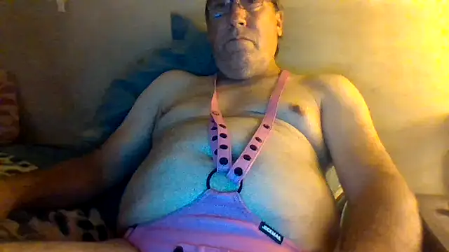 hornyrich69 online show from 04.20.26