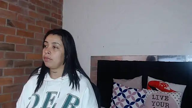 Snapshot of salome__hills1 chatting on 11.22.25 salome hills1 online show from 11.22.25