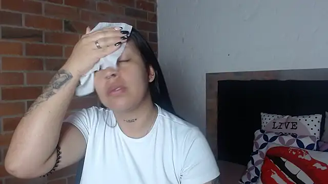 salome  hills1 online show from 02.15.26