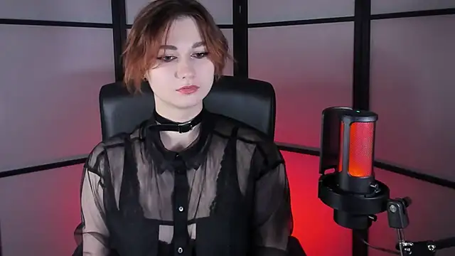 Snapshot of Goddess-Rose chatting on 01.19.25 Goddess-Rose online show from 01.19.25