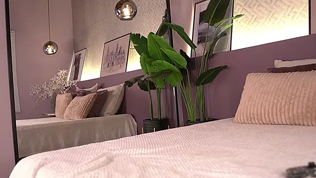 IzzyWild online show from 03.25.26