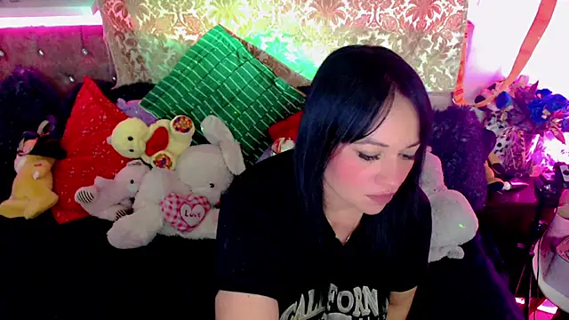 Snapshot of martina_bk chatting on 05.06.26 martina bk online show from 05.06.26