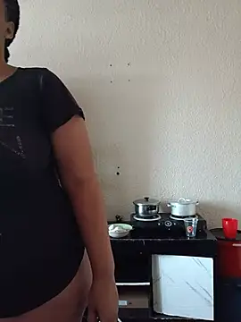 Snapshot of FreakyAngel3X chatting on 07.18.26 FreakyAngel3X online show from 07.18.26