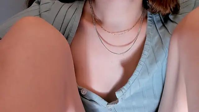 Britney Ross online show from 03.04.25