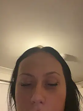 CurvyQueen2023 online show from 12.22.25