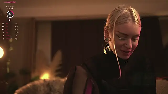 LinaKinky online show from 01.01.25