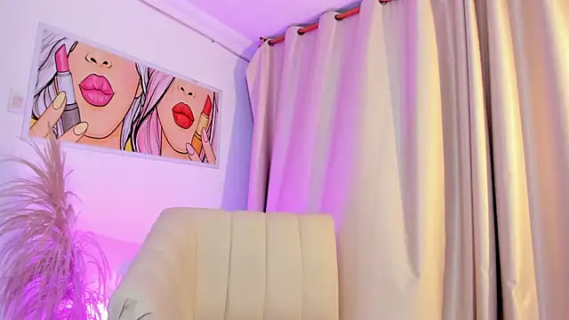 SkiinnyAna online show from 04.10.26