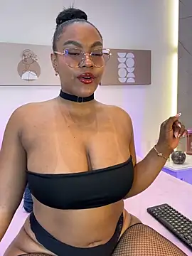 Esmeralda Duarte online show from 03.05.26