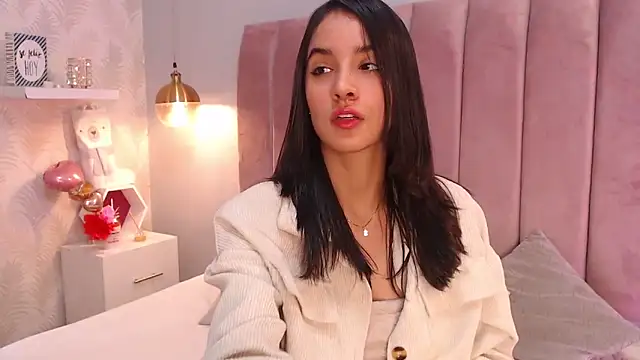 LeenaBrown online show from 02.05.26