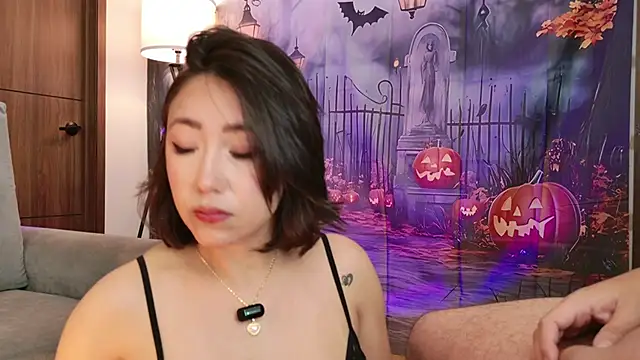 Hot Couple666 online show from 10.28.25