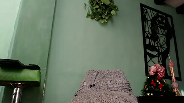 thirstymoonxx online show from 12.20.24