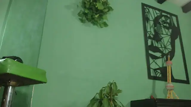 thirstymoonxx online show from 09.14.25