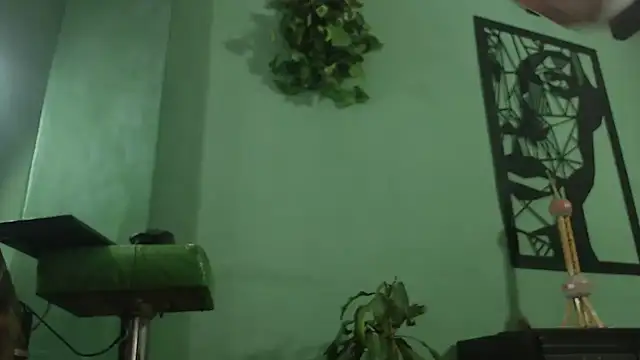 thirstymoonxx online show from 09.17.25