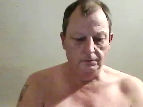 Snapshot of chubbybear2cum chatting on 12.06.24 chubbybear2cum online show from 12.06.24