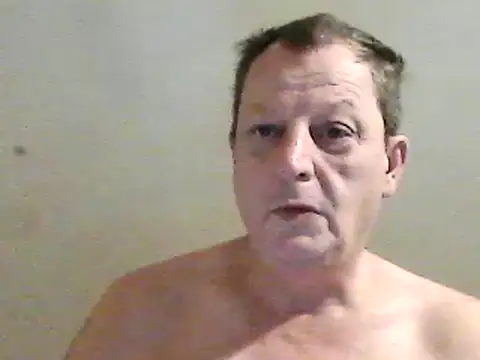 Snapshot of chubbybear2cum chatting on 12.07.24 chubbybear2cum online show from 12.07.24