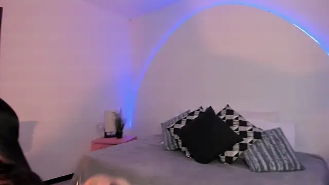 Grace Duppon online show from 01.09.25