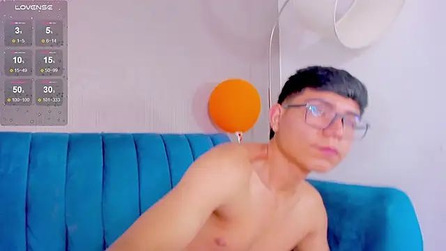 CodyTwink online show from 02.06.25