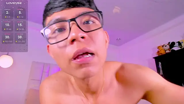 CodyTwink online show from 04.01.26