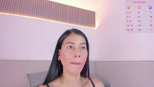 jasminehill  online show from 10.30.25