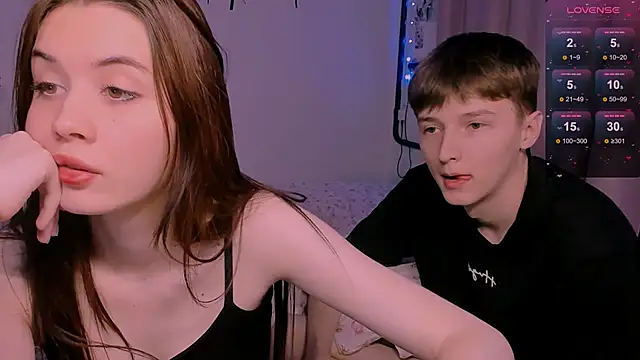 CoddleWeeper  online show from 04.21.26