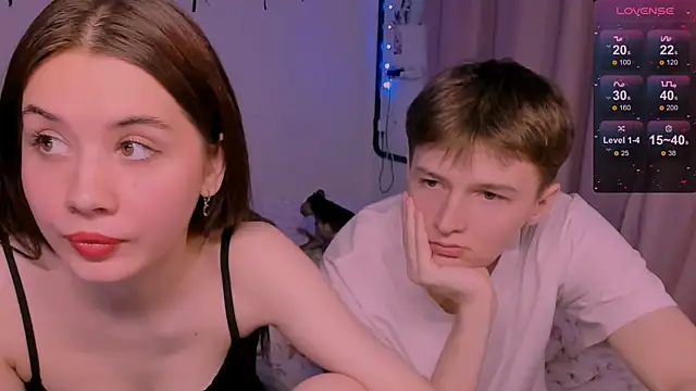 CoddleWeeper  online show from 04.24.26