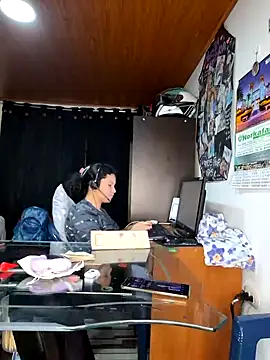 Selket11 online show from 01.25.25