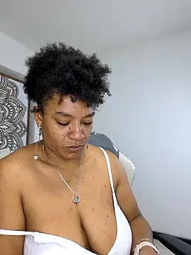 Selket11 online show from 01.30.25