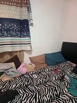 Boypolla11 online show from 02.13.25