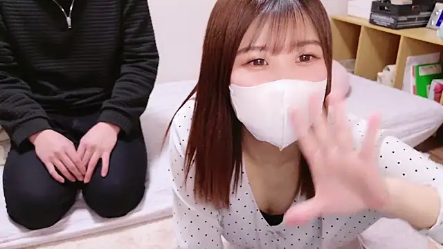 Snapshot of ManaMi-maru chatting on 12.18.24 ManaMi-maru online show from 12.18.24