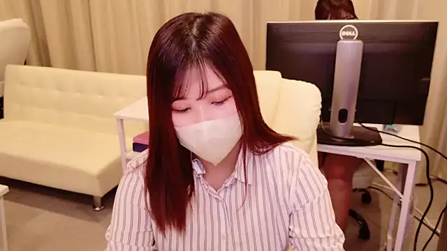 Snapshot of ManaMi-maru chatting on 02.16.25 ManaMi-maru online show from 02.16.25