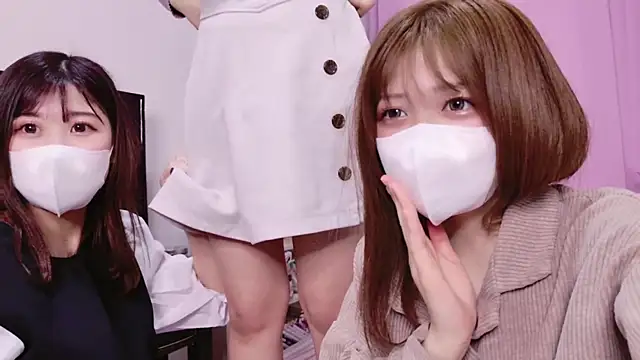 Snapshot of ManaMi-maru chatting on 03.09.25 ManaMi-maru online show from 03.09.25