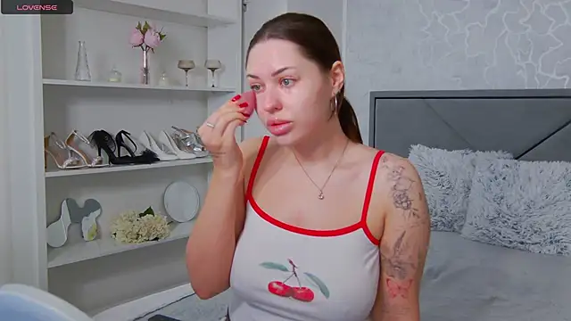 Snapshot of Alexyena chatting on 12.07.24 Alexyena online show from 12.07.24