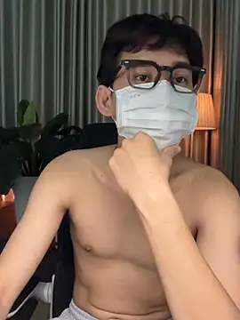 Snapshot of MinhTuanLive chatting on 02.20.26 MinhTuanLive online show from 02.20.26