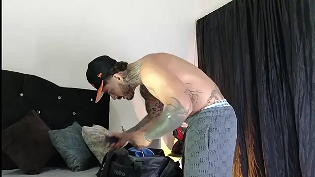 john cartter1 online show from 10.02.25