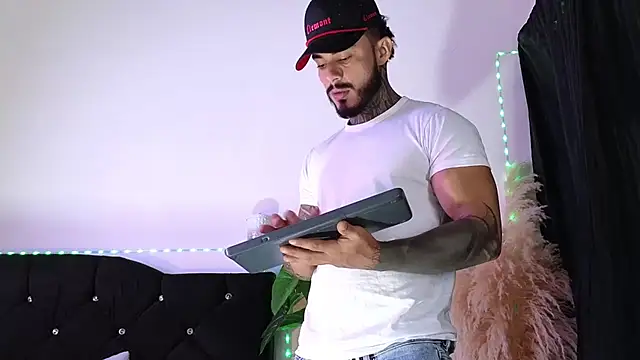 john cartter1 online show from 02.05.26