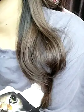 Snapshot of _Linez_ chatting on 12.22.24  Linez  online show from 12.22.24