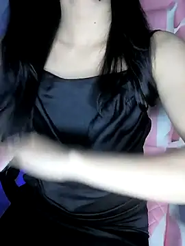 Snapshot of _Linez_ chatting on 03.19.25  Linez  online show from 03.19.25