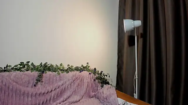 Snapshot of vergillhell chatting on 11.28.25 vergillhell online show from 11.28.25