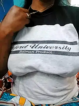 Nancy-22 online show from 02.14.25