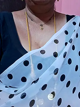 ananya956 online show from 04.17.26