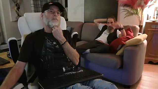 Snapshot of Towndude123 chatting on 02.20.25 Towndude123 online show from 02.20.25