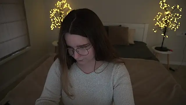 MagicPeachh  online show from 09.24.25