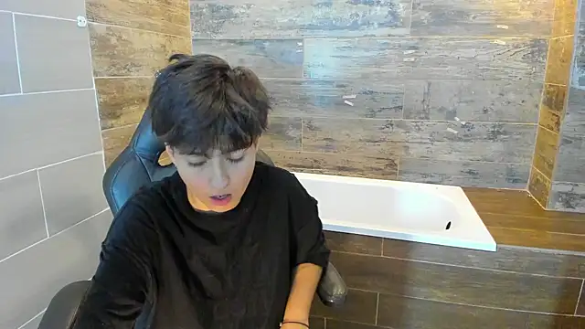 Snapshot of Bryce_Evans chatting on 02.23.25 Bryce Evans online show from 02.23.25