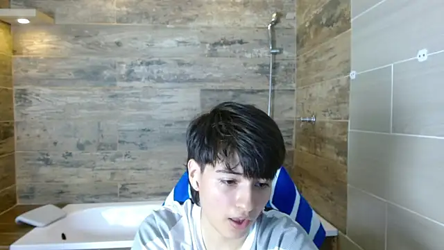Snapshot of Bryce_Evans chatting on 07.13.26 Bryce Evans online show from 07.13.26