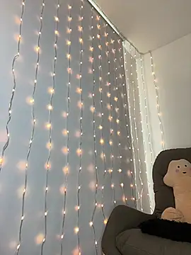 im anna  online show from 03.13.25