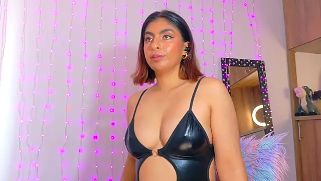 im anna  online show from 12.17.25