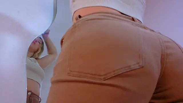 LilithSmith  online show from 02.28.26