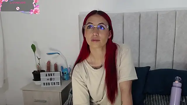 Snapshot of anny_roberts chatting on 09.12.25 anny roberts online show from 09.12.25