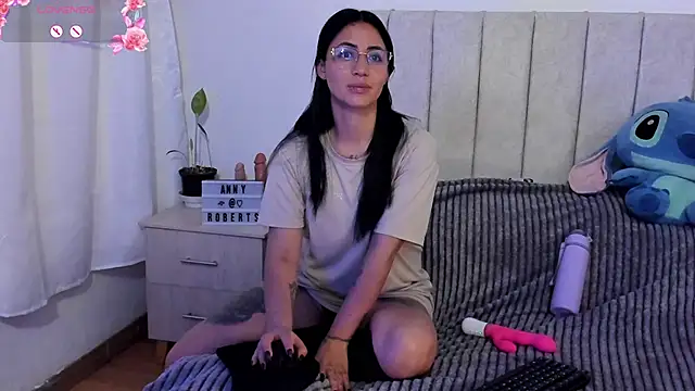 Snapshot of anny_roberts chatting on 10.27.25 anny roberts online show from 10.27.25